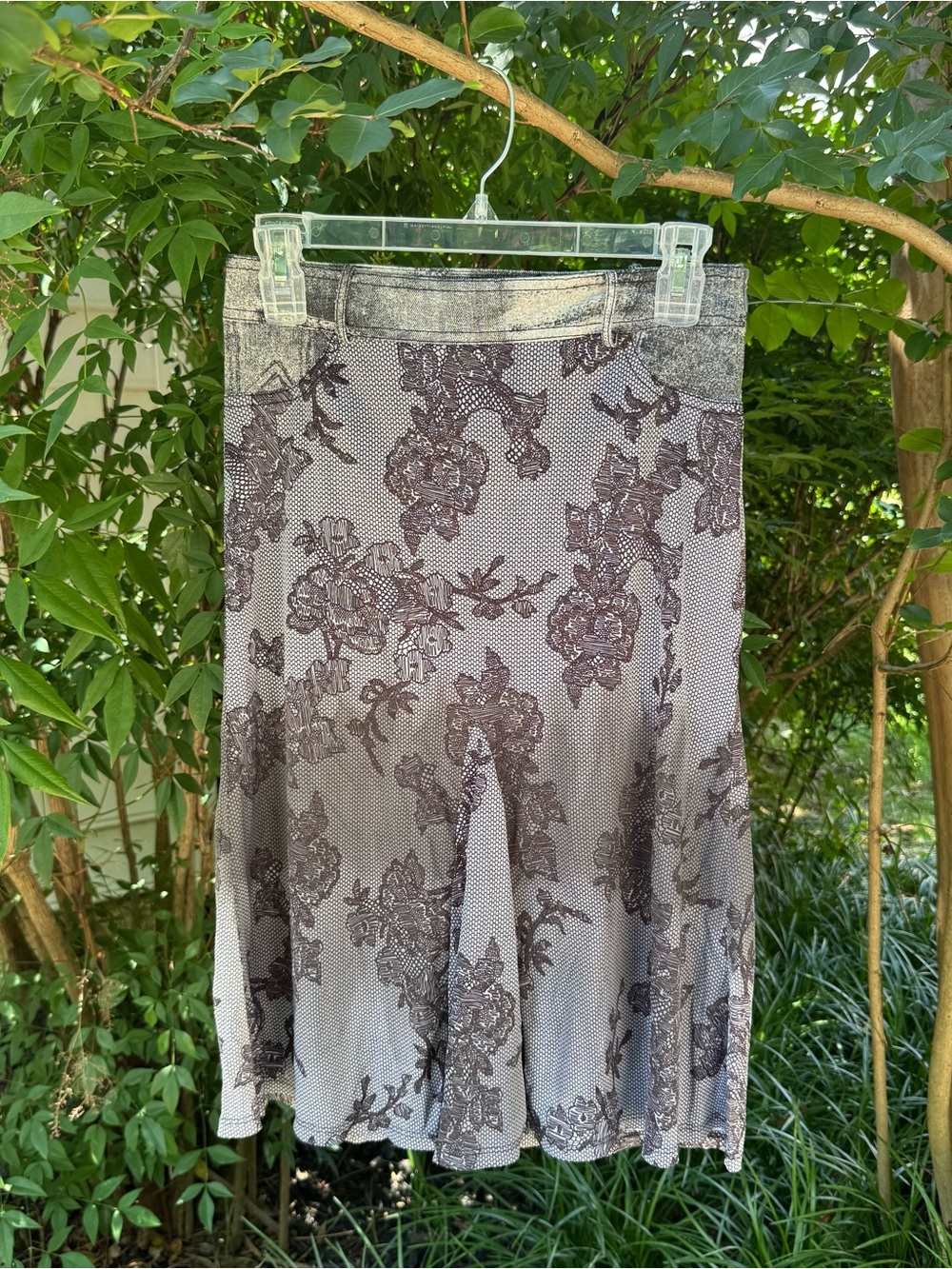 Morgan de Toi Gray Floral Lace A-Line Skirt